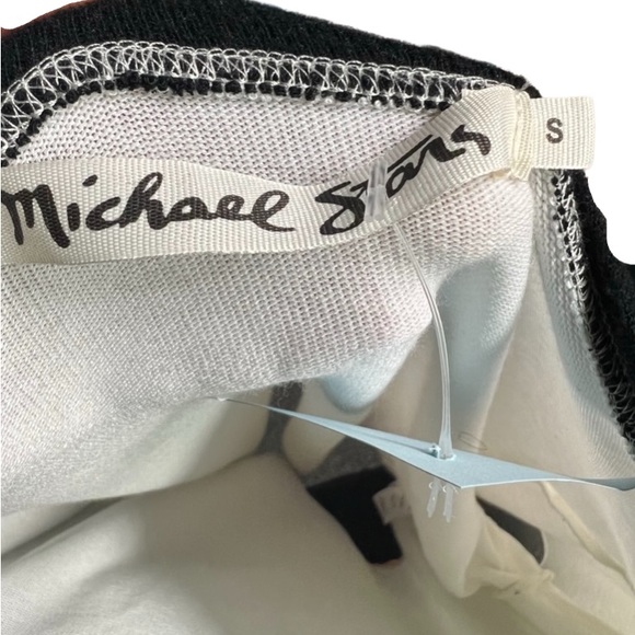 Michael Stars Women’s White Long Sleeve with grey cuff sleeves & black lining - Picture 4 of 4